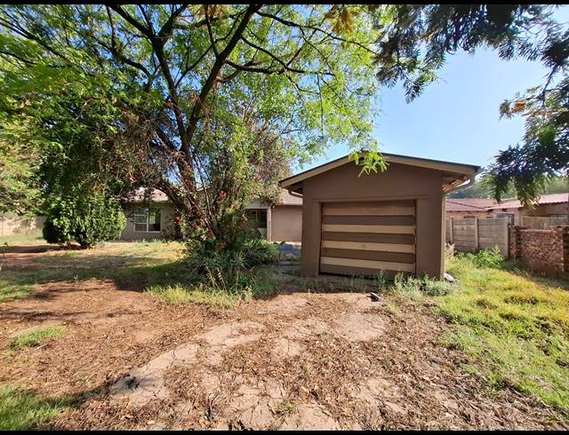 176M² BUSINESS FOR SALE IN VANDERBIJLPARK SW 1